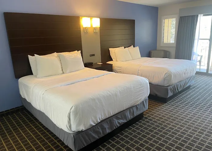 Days Inn&Suites Santa Cruz