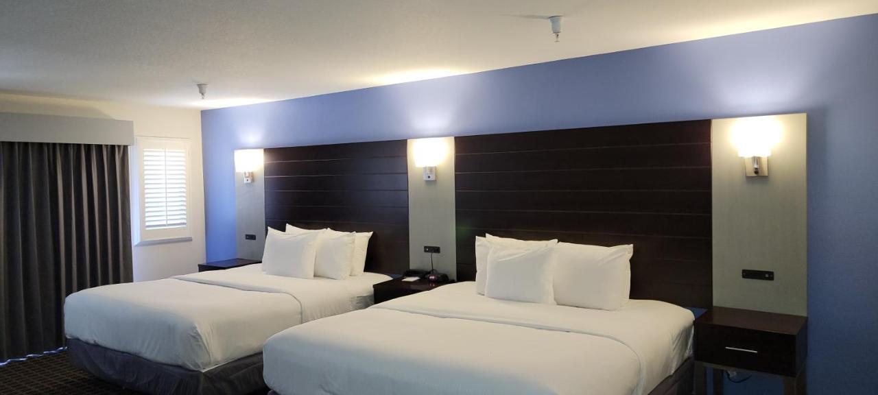 Days Inn&suites Santa Cruz