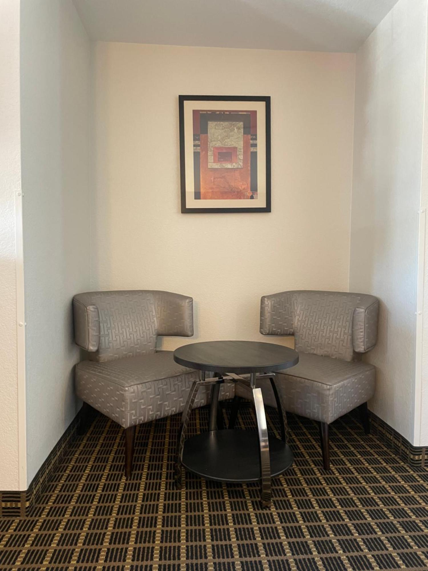Days Inn&suites Santa Cruz