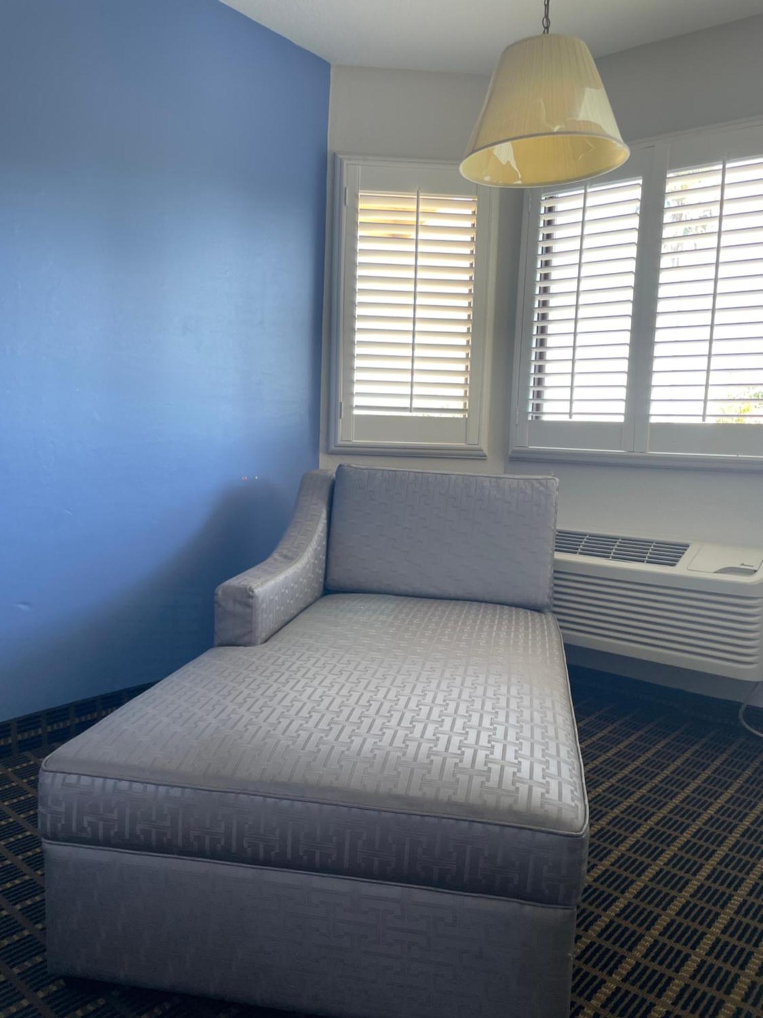 Days Inn&suites Hotel Santa Cruz