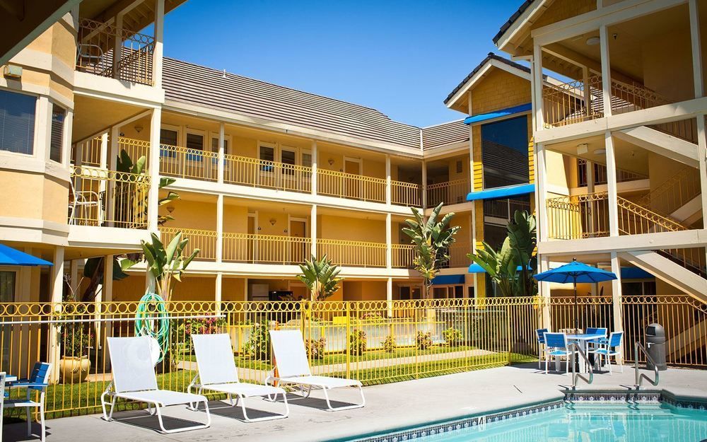 Days Inn&suites