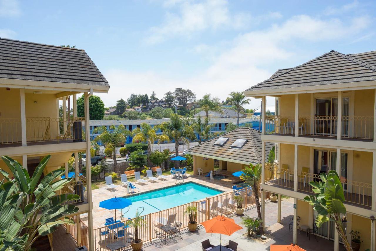 Hotel Days Inn&suites