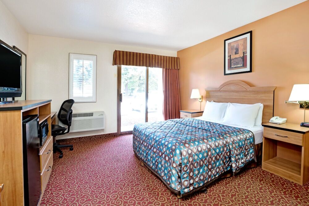 Days Inn&suites